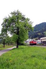 Lz 60243 mit 185 278-9 kommt leer die Schwarzwaldbahn herunter, um in Offenburg einen Zug zu übernehmen.