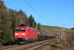 185 105-4 mit dem GC 60244 (Hausach-Rammelswiesen) bei Sommerau 14.4.20