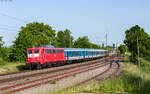 140 797 mit dem SVG 1827 (Konstanz - Stuttgart Hbf) im Bahnhof Welschingen 24.5.26