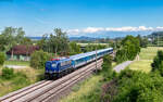 115 261 mit dem SVG 1827 (Radolfzell - Stuttgart Hbf) bei Welschingen 14.6.26