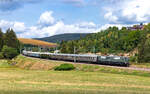 151 001 mit dem DRC 1798 (Schorndorf - Titisee) bei St.Georgen 1.8.26