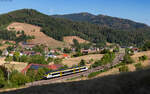 563 126 / 563 026 als SWE 87625 (Hausach - Hornberg) bei Gutach 8.8.26
