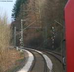 Fahrt im IC2006 Bodensee (Radolfzell-Dortmund) mit Zuglok 101 056-0 hier am Esig Hornberg 4.4.09. Welches wegen fehlender Unterfhrung immer aus Richtung Konstanz ber Gleis3 angefahren wird