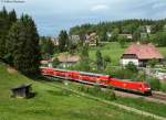 146 239-9 und 231-6  Triberger Wasserflle  (Zugschluss) mit dem IRE 4711 (Karlsruhe Hbf-Konstanz) km 69,1 21.5.09