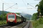 VT 121 der HzL und 50 2988 auf berfhrungsfahrt (Immendingen-Trossingen DB) bei der Durchfahrt Marbach West 1.6.09