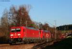 185 385-2 und 295-3 mit dem FZT 55834 (Villingen-Offenburg Gbf) am km 70,0 19.11.09.