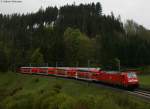 146 238-1 mit dem IRE 5179 (Karlsruhe Hbf-Kreuzlingen) in der Hirschrankkurve 22.5.10