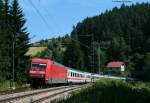 101 075-0 mit dem IC 2370  Schwarzwald  (Konstanz-Hamburg Hbf) bei Nubach 14.7.10. Gru an den Tf ;-)