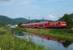 RE 4712 (Konstanz-Karlsruhe Hbf) mit Schublok 146 229-0  L'Or del'azur  bei Haslach 25.7.10
