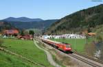 185 178-1 mit dem CFB 62470 (Einsiedlerhof-Radolfzell) bei Gutach 2.4.11