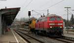 218 343-3 und Schneeschleuder 40 80 947 5 195-0 als RbZ 26997 (Seebrugg-Villingen (Schwarzw)) in Donaueschingen 11.11.11