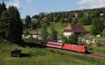 185 406-6 und 146 542-6 mit DbZ 93220 (Triberg-St.Georgen(Schwarzw)) bei St.Georgen 29.5.12