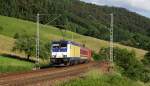 146 542-6 und 185 406-6 mit dem Dbz 92915 (Triberg-Hausach) bei Gutach 5.6.12