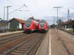 Zugkreuzung Zwischen zwei RE`s im Bahnhof St.Georgen/Schwarzwald am 9.3.07