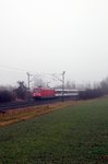 Gäubahn-IC am frühen Morgen auf dem Weg nach Stuttgart, fährt aber hier auf der Schwarzwaldbahn:    IC 282 mit 101 109-7 nach Stuttgart (09.01.2016)