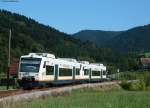 VT 526 und VT 514 (?) der OSB als OSB87356 (Freudenstadt Hbf-Bad Griesbach(Schwarzwald)) bei Halbmeil 9.9.09