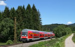 RB 17274 (Titisee-Freiburg(Brsg)Hbf) mit Schublok 143 972-8 bei Hinterzarten 22.6.16