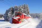 40 80 947 5206-5; 218 456-0 und 40 80 9475 195-0 als NbZ 92670 (Villingen(Schwarzw)-Seebrugg) bei Hinterzarten 16.1.21