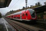 50 80 86-35 067-7 am Schluss einer RB von Freiburg (Breisgau) Hbf nach Neustadt (Schwarzwald) am Nachmittag des 10.11.13 beim Halt in Freiburg-Wiehre.