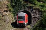 RB 26954 (Seebrugg-Freiburg(Brsg)Hbf) mit Schublok 143 308-5 am unteren Hirschsprungtunnel 16.7.15