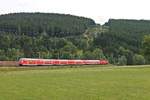 Am 30.07.2017 war D-DB 50 80 80-35 368-5 (Bauart: DABpbzfa 762) zusammen mit der Schublok 146 213-4 als RB (Seebrugg - Freiburg (Brsg) Hbf), als diese vor der Kulisse des Hochschwarzwaldes in