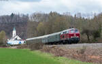 218 155 mit dem RE 93574 (Basel Bad Bf - Waldshut) bei Schwörstadt 15.3.26