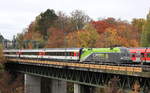 1016 014  City Airport Train  mit IC Zürich-Stuttgart am 30.10.2020 auf dem Nesenbachviadukt in Stuttgart-Vaihingen.