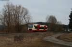 VT 247 der HzL als HzL85862 (Geisingen-Leipferdingen-Brunlingen Bahnhof) bei Neufra 18.3.10