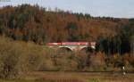 RE 19039 (Stuttgart Hbf-Singen(Htw)) mit Schublok 146 223-3  TF gesucht  auf dem Einödviadukt 31.10.14