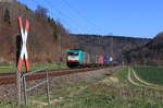 186 220-0 mit dem DGS 41681 (Mannheim Hbf-Piacenza) in Grünholz 4.4.21