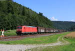 185 093-2 mit dem EZ 45175 (Kornwestheim Rbf-Wolfurt) in Grünholz 19.7.21