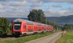 RE 19035 (Stuttgart Hbf-Singen(Htw)) mit Schublok 146 204-3 bei Weilheim 23.9.13