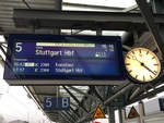 Zugzielanzeige des IC 186 von Zürich HB nach Stuttgart Hbf.