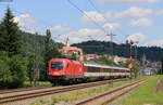 1116 255 mit dem IC 187 / RE 50187 (Stuttgart Hbf-Zürich HB/Singen(Htw)) bei Horb 19.7.21