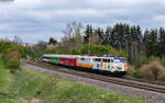 110 469 und 111 049 (kalt) mit dem DZ 74200 (Crailsheim - Allensbach) bei Rottweil 26.4.25