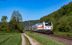 147 577 mit dem IC 2386 / RE52386 (Konstanz - Stuttgart Hbf) bei Sulz 10.5.25