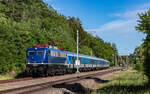115 261 mit dem SVG 1827 (Radolfzell - Stuttgart Hbf) im Bahnhof Neufra 14.6.26