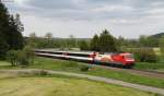 120 112-8  M�rklin My World  mit dem IC 185 (Stuttgart Hbf-Z�rich HB) bei Neufra 18.5.12