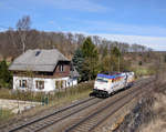 185 589 der Rheincargo 500 Jahre Reformation LZ auf der schwäb.Alb bei Urspring am 17.3.2017.