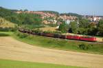 Eine 151er und eine 189er ziehen am 01.08.07 einen gemischten Gterzug die Filsbahn in Richtung Stuttgart hinauf, hier in Hhe Urspring aufgenommen.