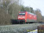 101 119-6 ist am 25.2.2009 als Tfzf 79284 auf der Filsbahn Richtung Suttgart unterwegs. Hier kurz vor der Durchfahrt von Gppingen. 