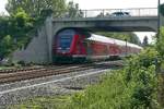 Da passt keine Oberleitung mehr dazwischen, weshalb die Brcke in Biberach (Ri) im Zuge der Elektrifizierung der Sdbahn abgerissen und durch eine Neue ersetzt werden muss.