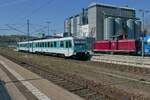 628 526 / 628 436  Anna  f�hrt als RB 51A / RB 17362, Biberach S�d - Ulm, an 212 089-7 vorbei.
