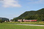 RE 22306 (Ulm Hbf-Donaueschingen) mit Schublok 218 438-0 bei Hausen im Tal 9.7.19