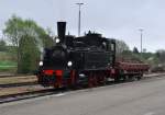 Die Württ.T3 alias 89 363 rangiert im Bahnhof Münsingen-Oberheutal einen Wagen anläßlich der Foto Sonderfahrt von Münsingen nach Oberheutal.Aufgenommen am 1.5.2014