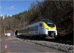 Die Hermann-Hesse-Bahn in Calw - 

Mireo Plus B 563 017/117 nach Verlassen des Hirsauer Tunnels auf dem Weg nach Weil der Stadt.

07.02.2026 (M)