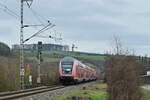 Im eingleisigen Abschnitt zwischen Möckmühl und Züttlingen  kommt der RE8 Ersatzzug Steuerwagen voraus ans Esig herangefahren. 29.1.2023