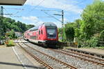 Nachschuß auf den RE8 Ersatzzug nach Stuttgart Hbf bei der Durchfahrt in Herbolzheim Jagst gen Bad Friedrichshall Hbf. 5.7.2023