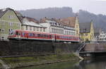 628 440 als RE 4387 Aschaffenburg - Crailsheim am Tauber-Ufer in Wertheim (25.1.19).