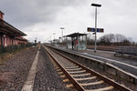 Blick auf den Bahnhof Walldürn, am 23.3.2016  Das Gleis Eins existiert nur mehr als Stumpfgleis und befindet sich hinter meinem Standpunkt.